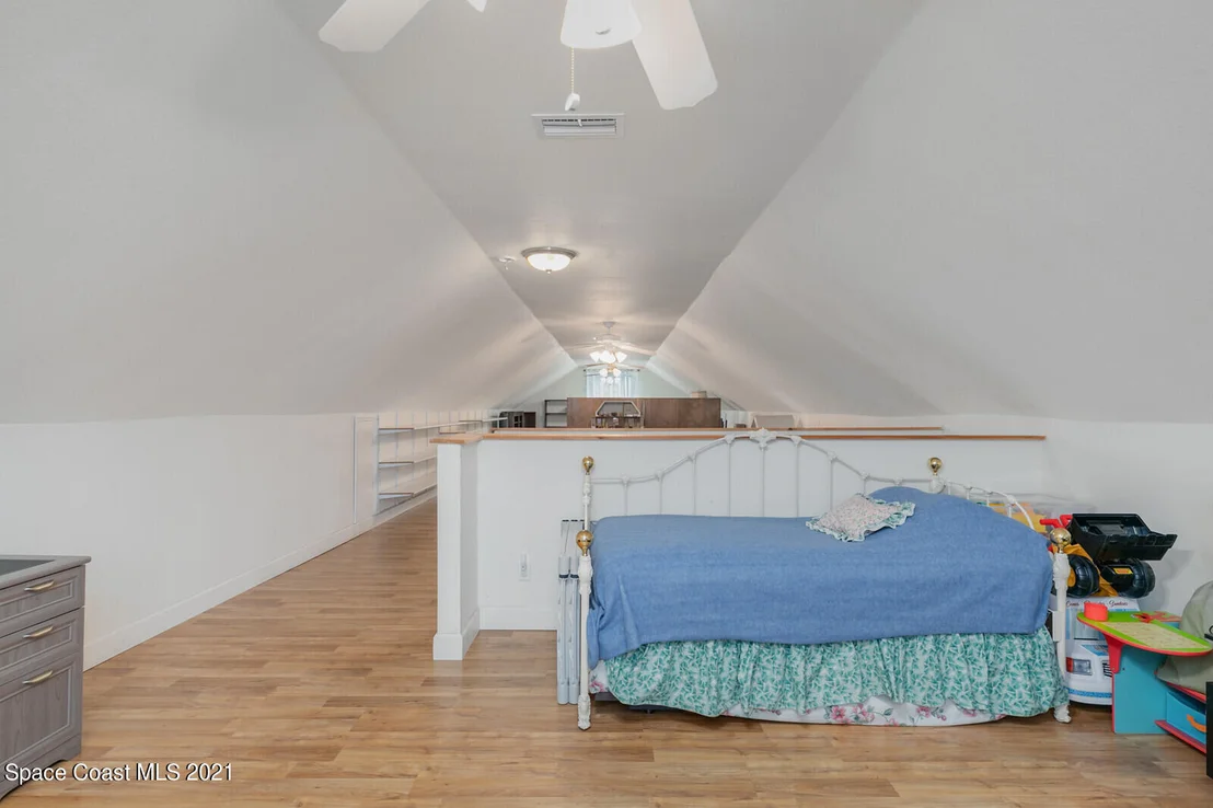 Photo of 1397 Miller Street NE