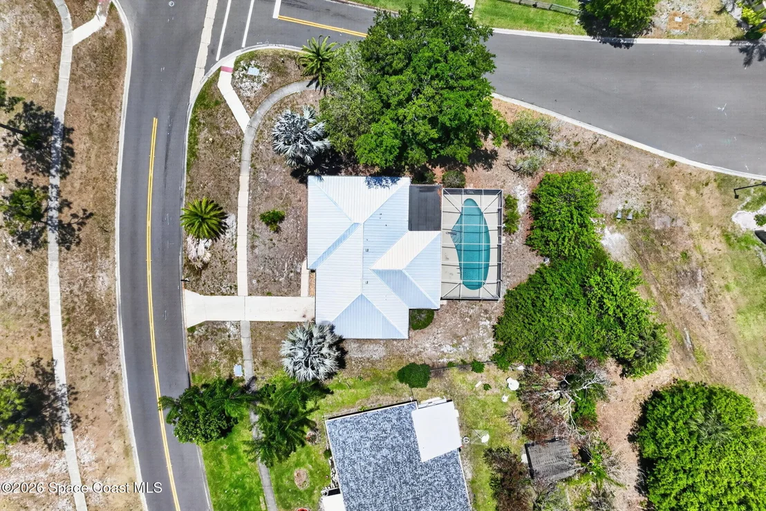 Photo of 1340 Mariposa Drive NE