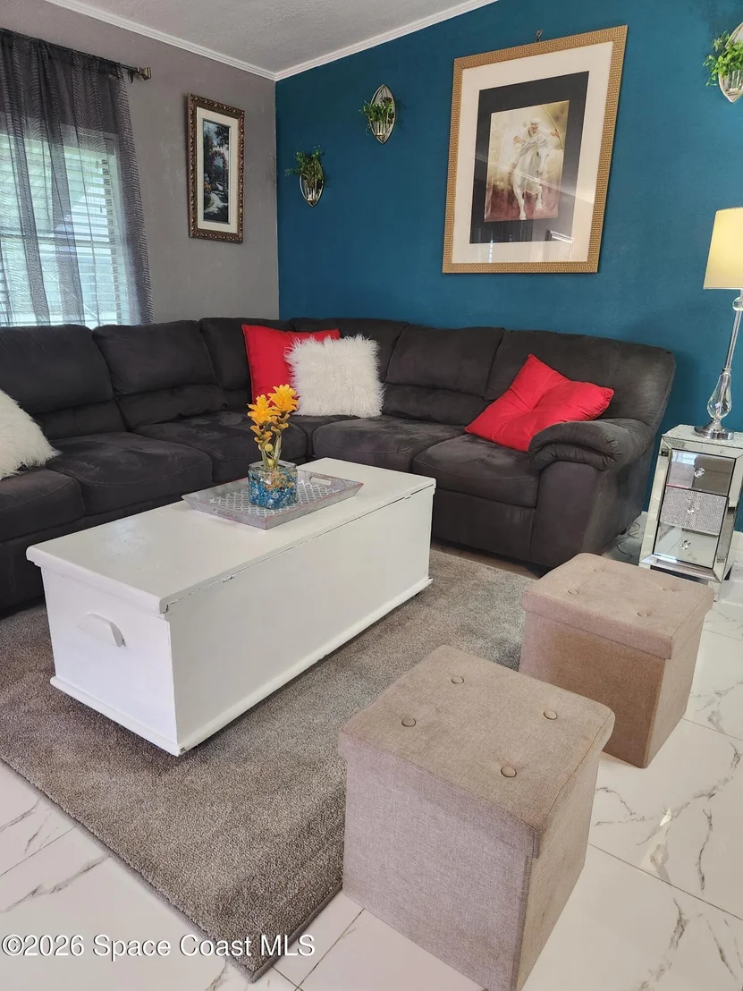 Photo of 2310 Coconut Palm Drive NE