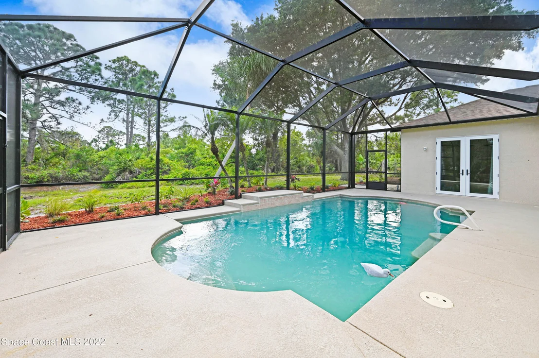 Photo of 2801 Englewood Drive