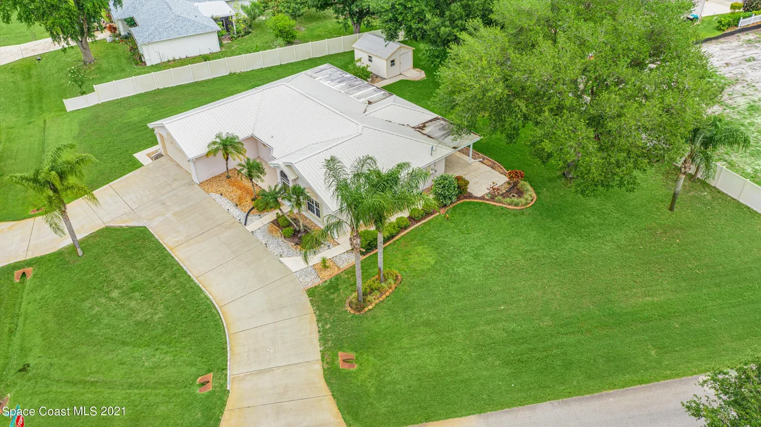Photo of 786 Seven Gables Circle SE
