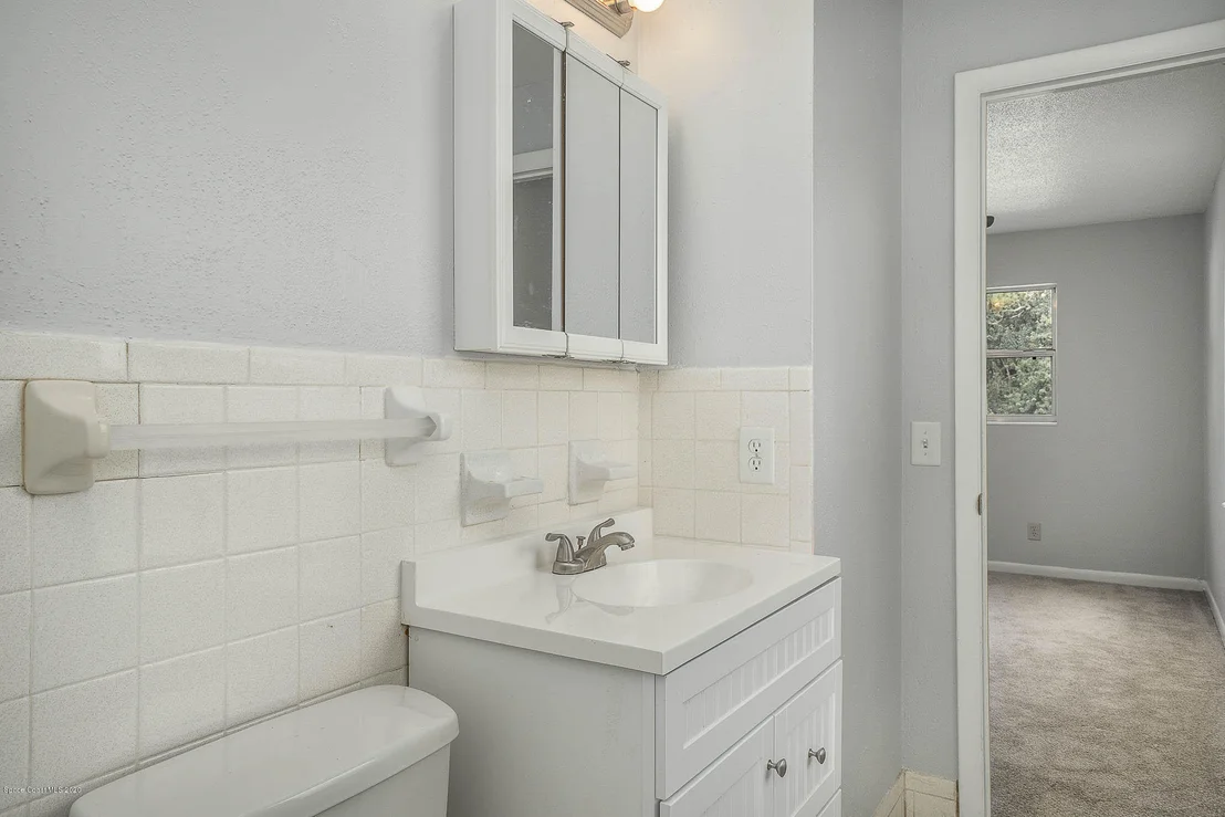 Photo of 1129 Coronado Drive