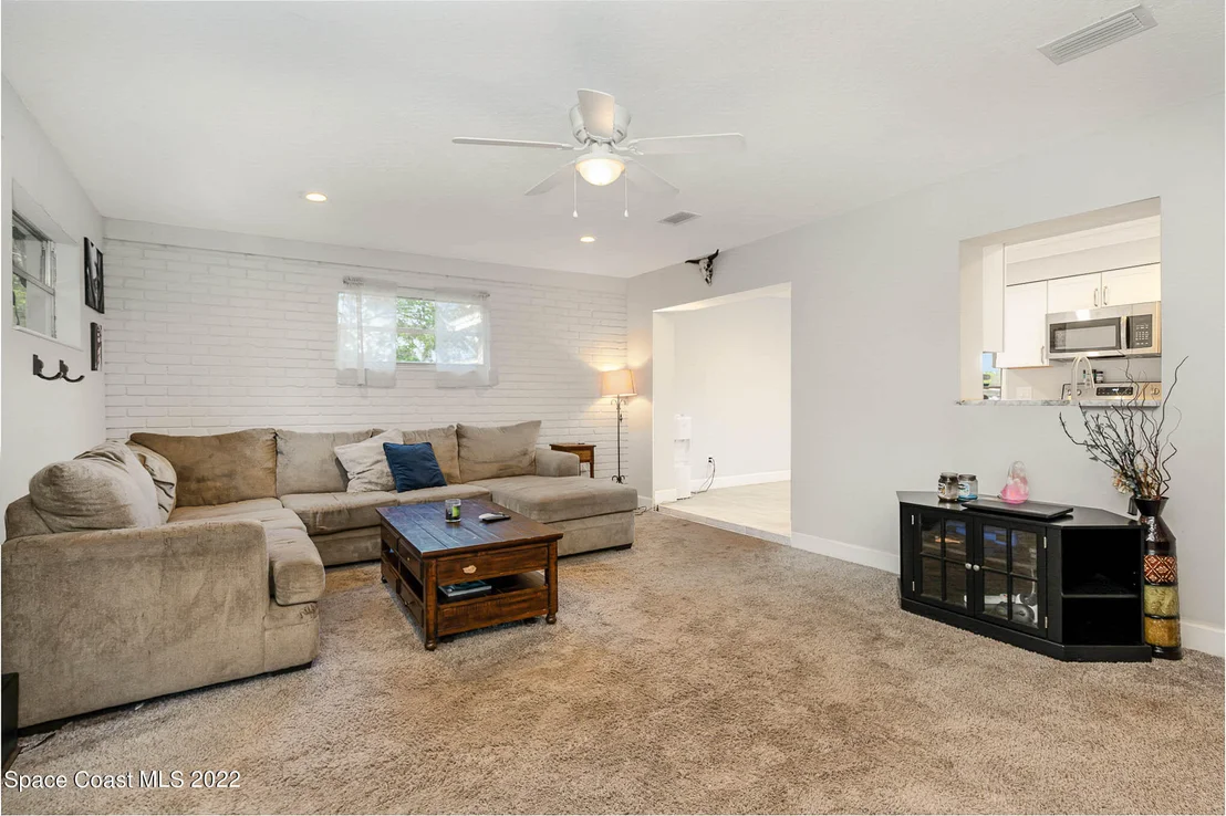 Photo of 1106 Basalona Drive