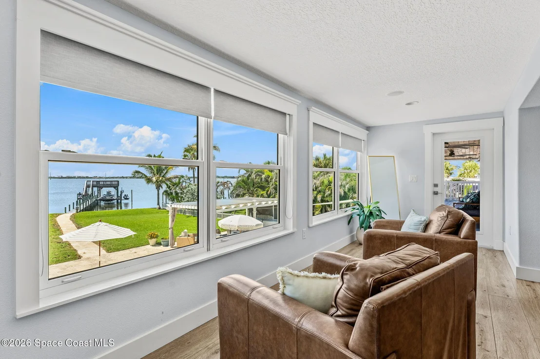 Photo of 417 Riverview Lane