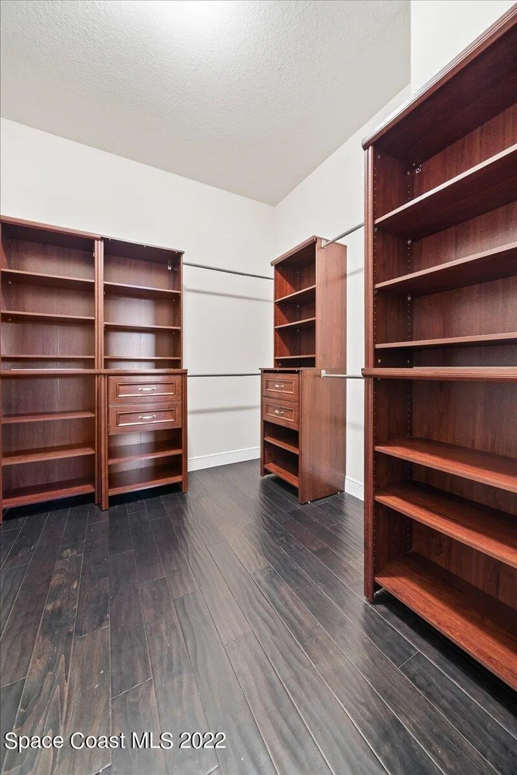Photo of 5660 Willoughby Drive