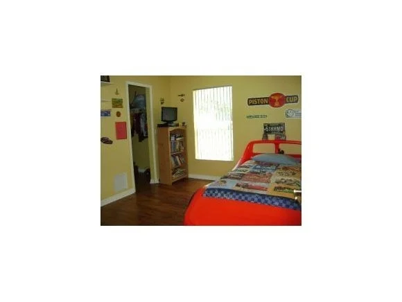 Photo of 7000 Hundred Acre