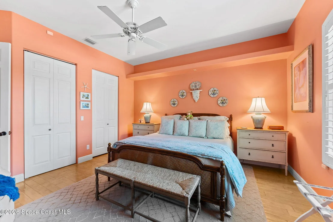 Photo of 339 Cocoa Avenue