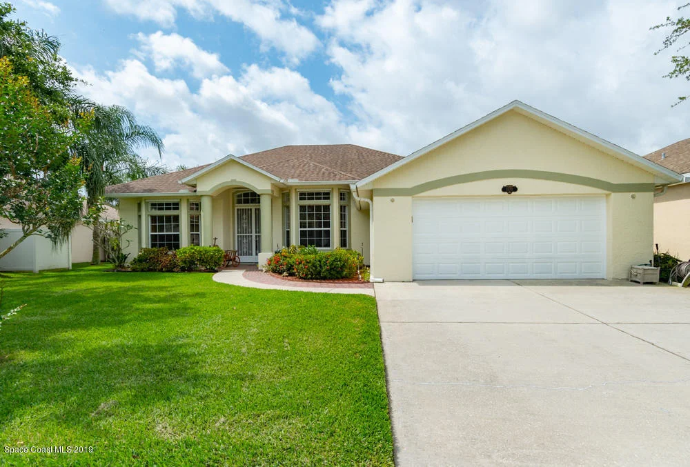 Photo of 1370 Whitman Drive