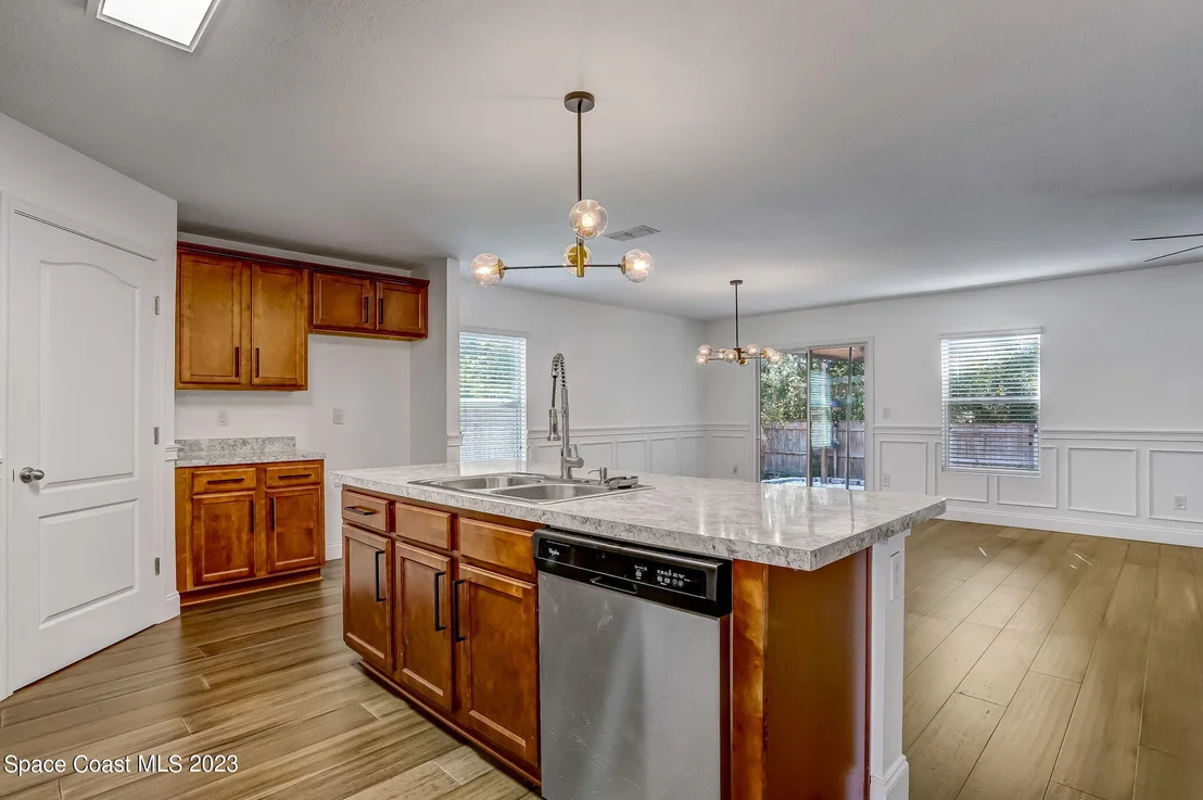 Photo of 11534 Carson Lake Drive