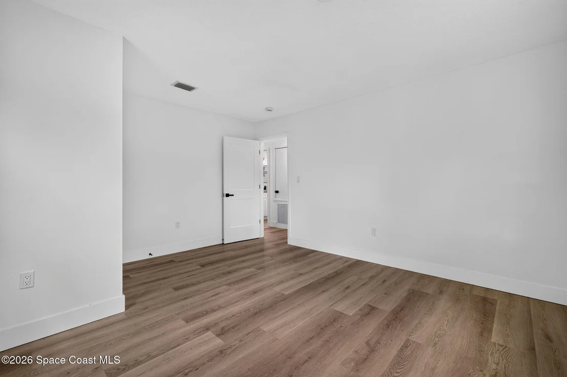 Photo of 3480 Milwaukee Avenue