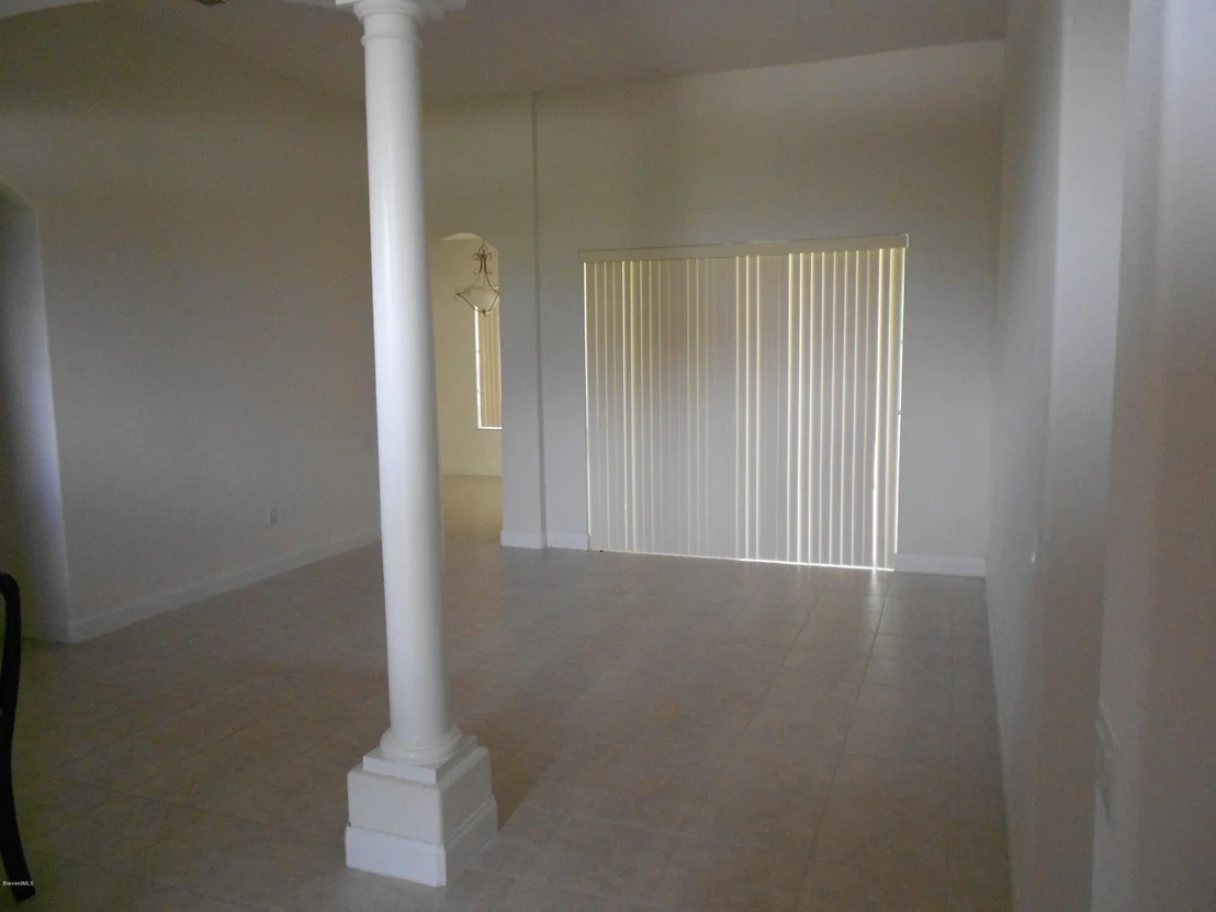 Photo of 162 SE Brandy Creek