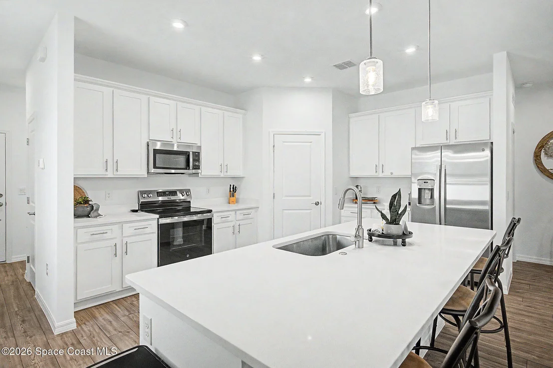 Photo of 703 Rockaway Lane