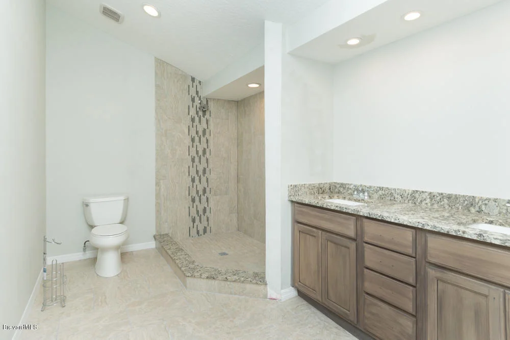 Photo of 457 Crystal Lake Drive