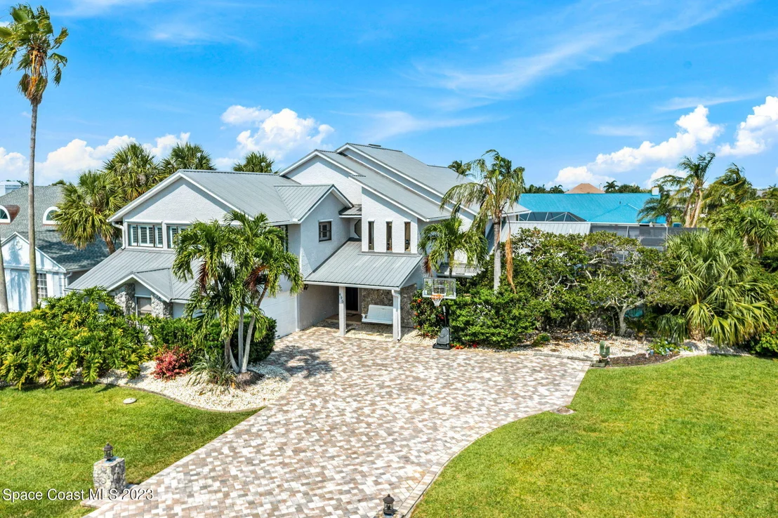 Photo of 495 Lanternback Island Drive