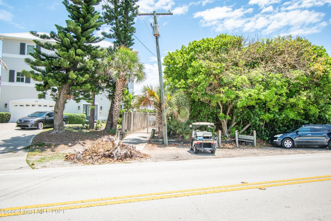 Photo of 270 Nikomas Way