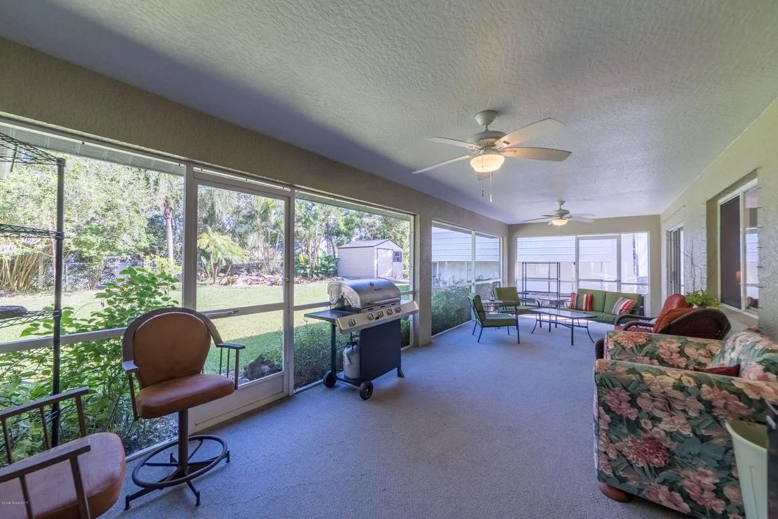 Photo of 1507 Meadowbrook Road NE