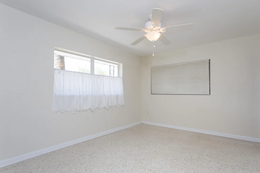 Photo of 306 Bunker Street