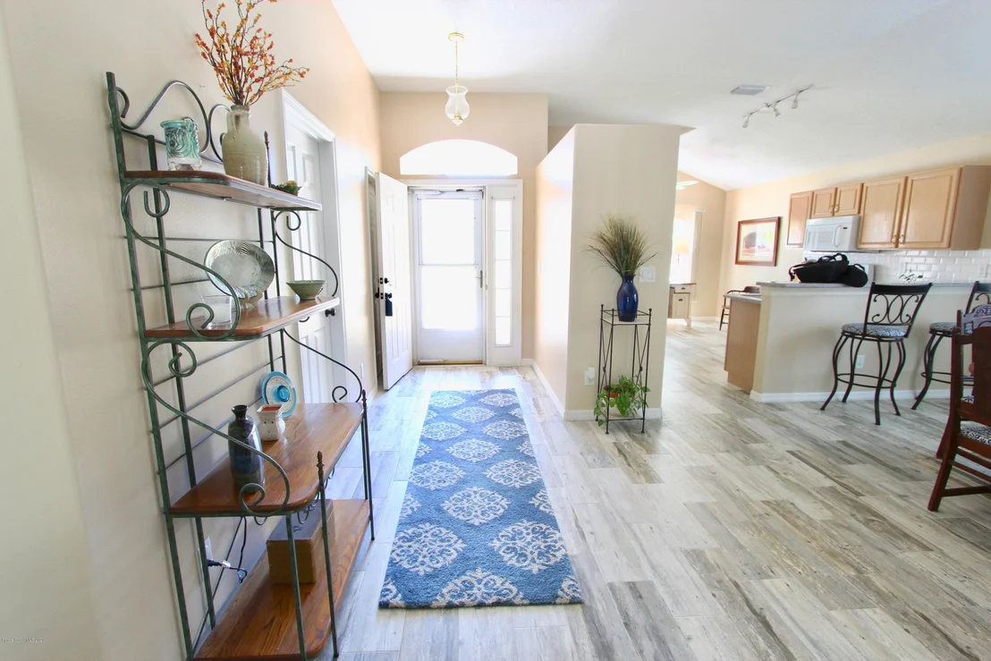 Photo of 2561 Stratford Pointe Drive