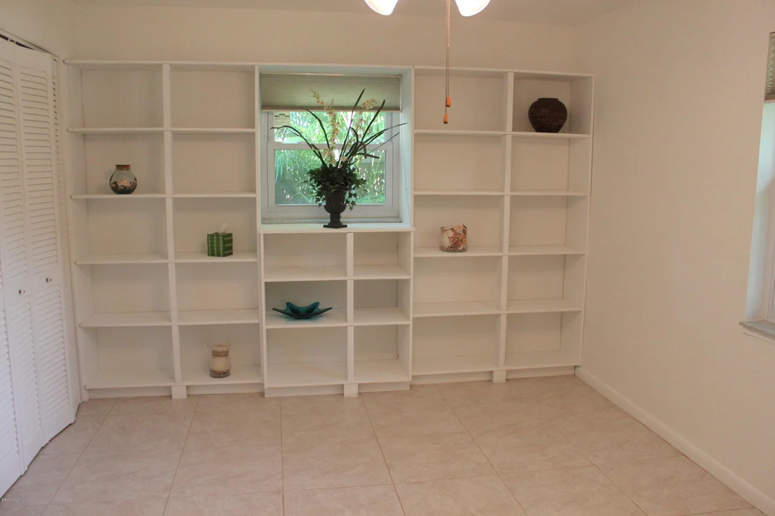 Photo of 180 Heron Drive