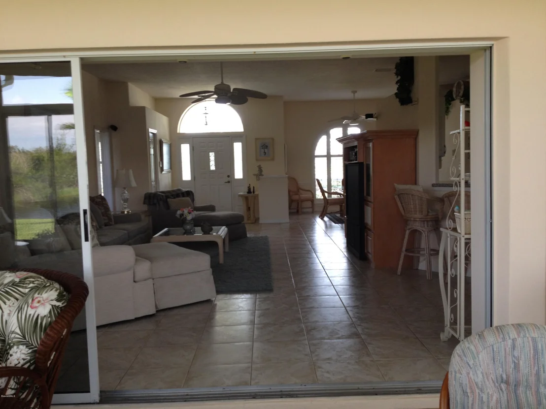 Photo of 2374 Golf Vista Boulevard