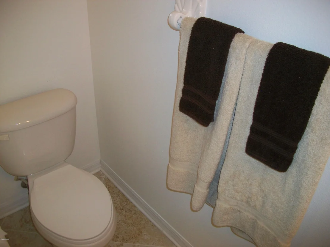 Photo of Unit 21 at 5201 Ocean Beach Boulevard