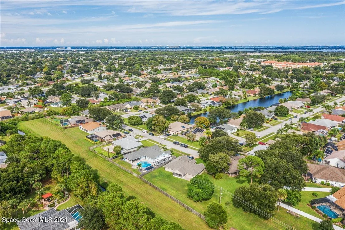 Photo of 1035 Jacaranda Circle