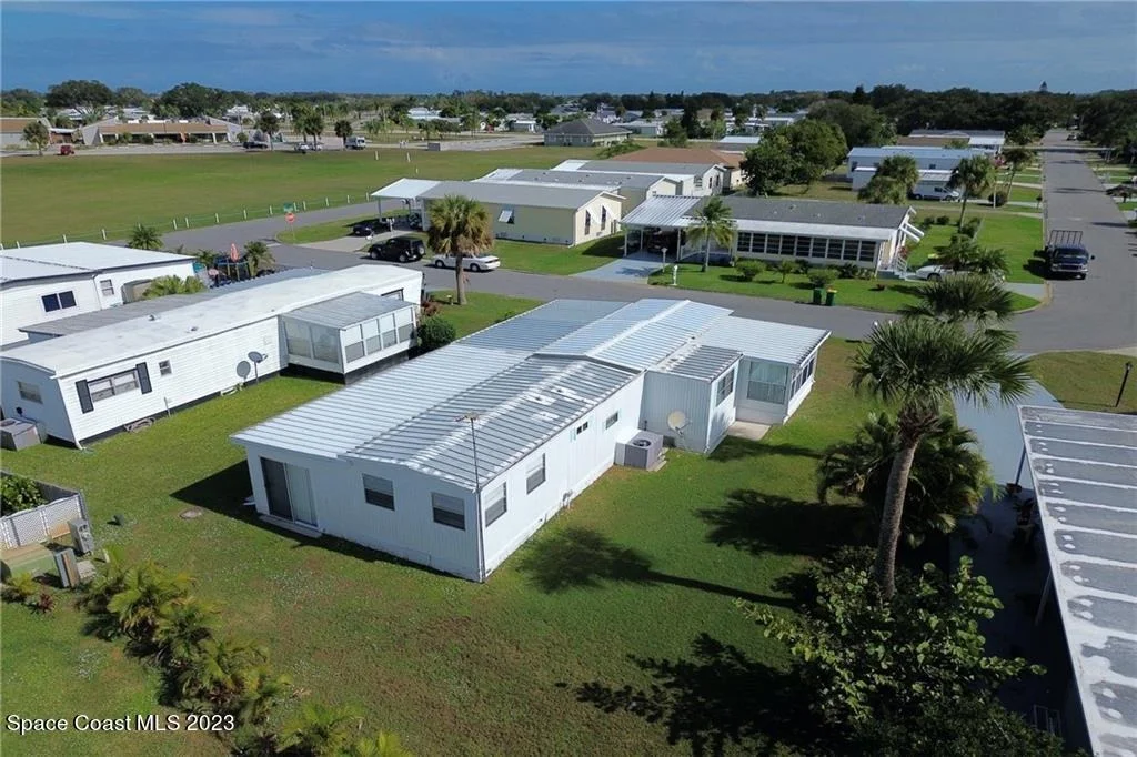 Photo of 925 Hawthorn Circle