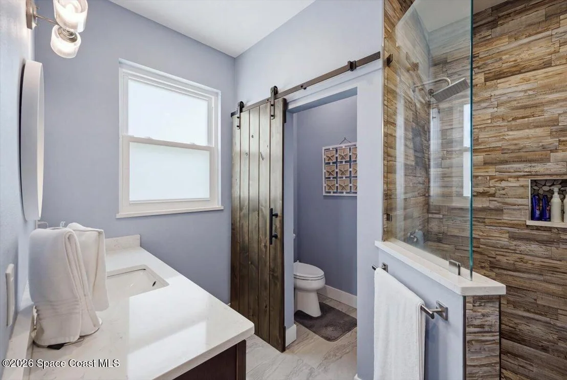 Photo of 4570 Portage Trail