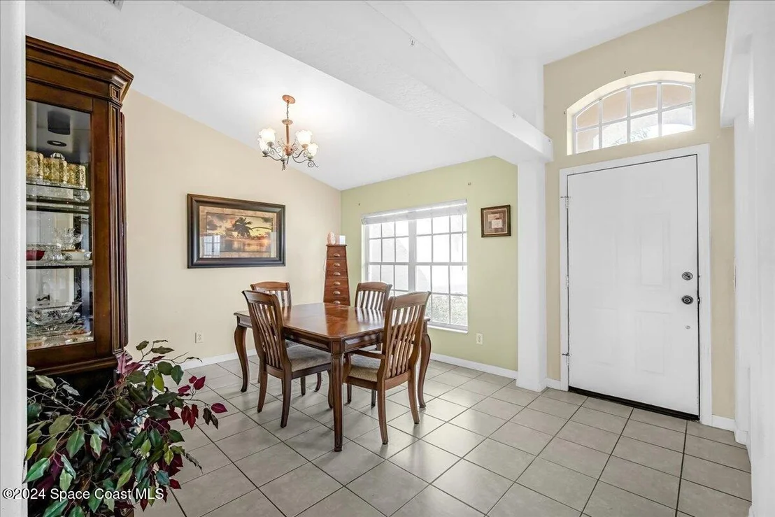 Photo of 6018 Newbury Circle