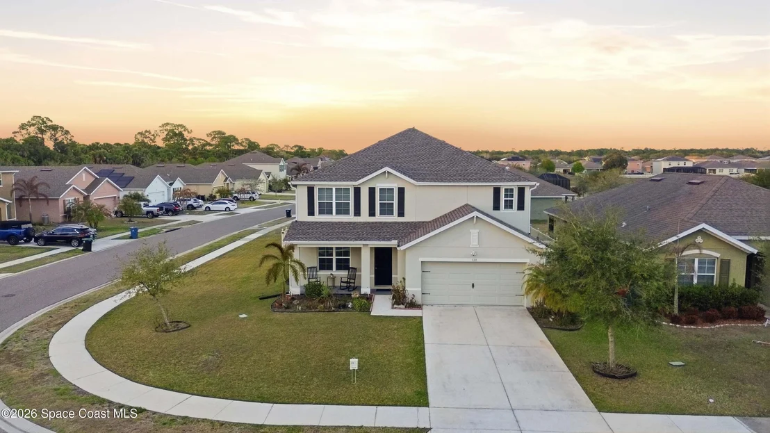 Photo of 320 Moray Drive