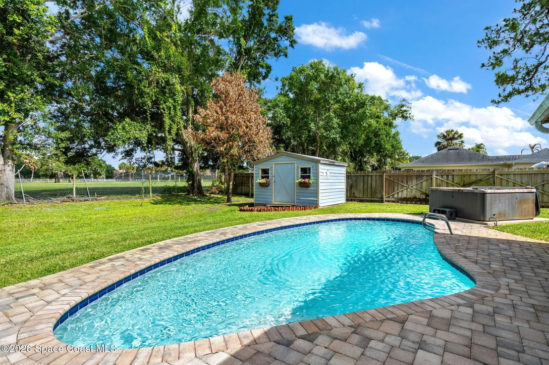 Photo of 368 Stephenson Drive