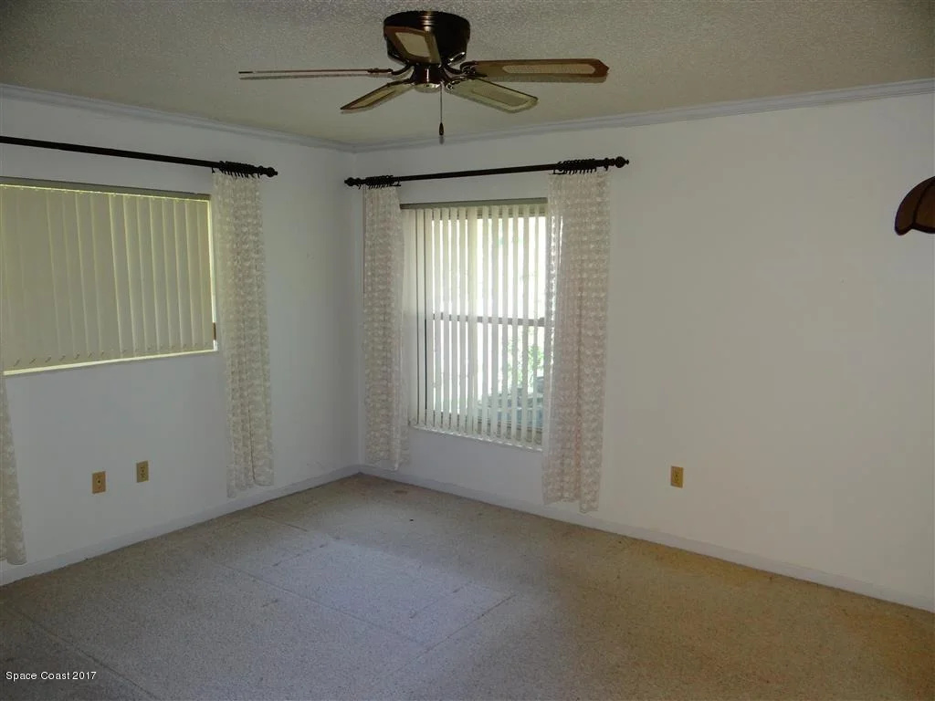 Photo of 1021 Sunswept Road NE