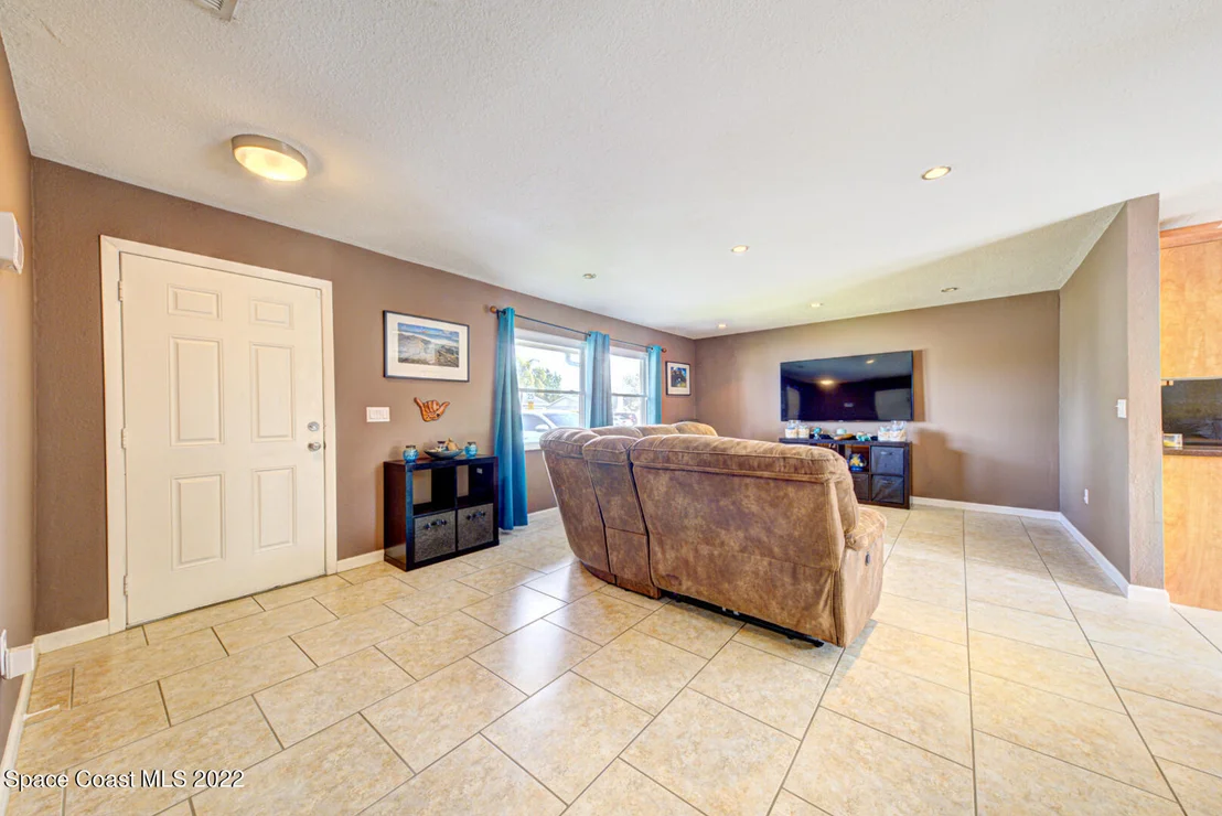Photo of 2931 Kensington Road