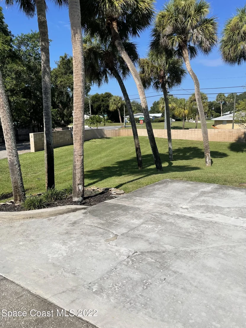 Photo of 460 Bay Point Drive