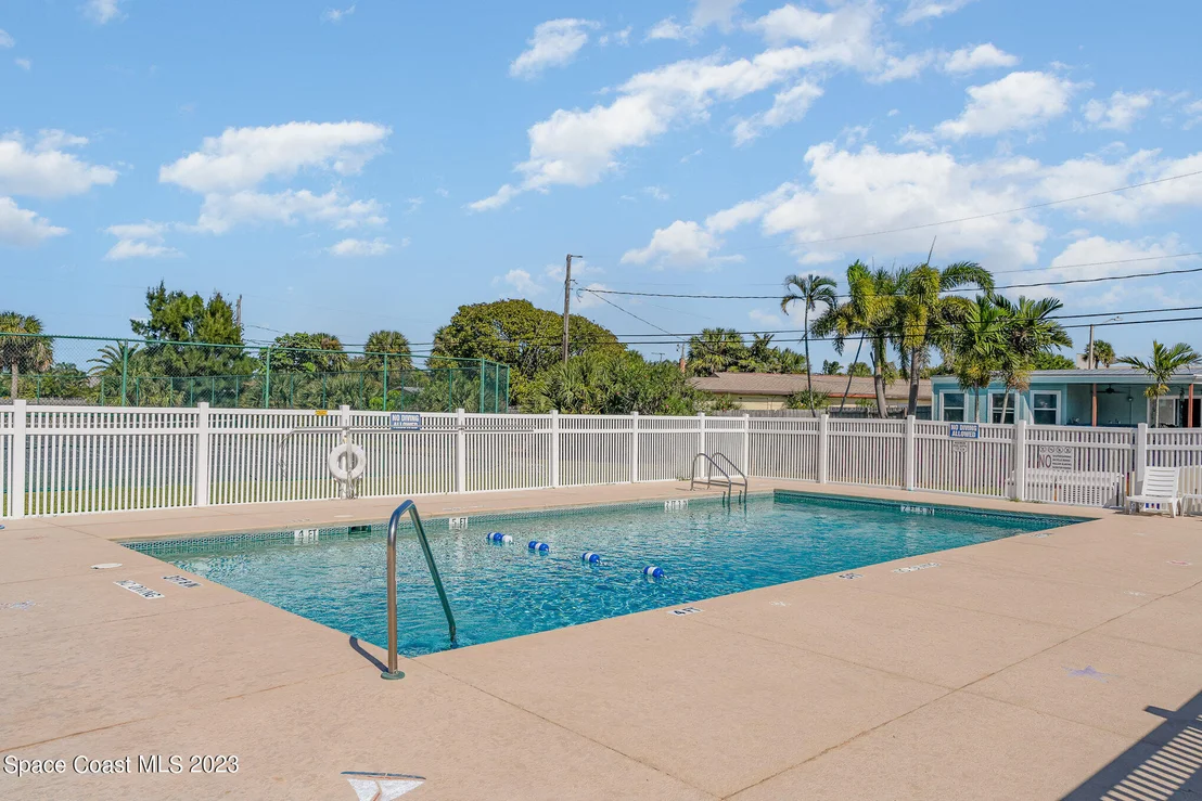 Photo of 426 Southampton Drive