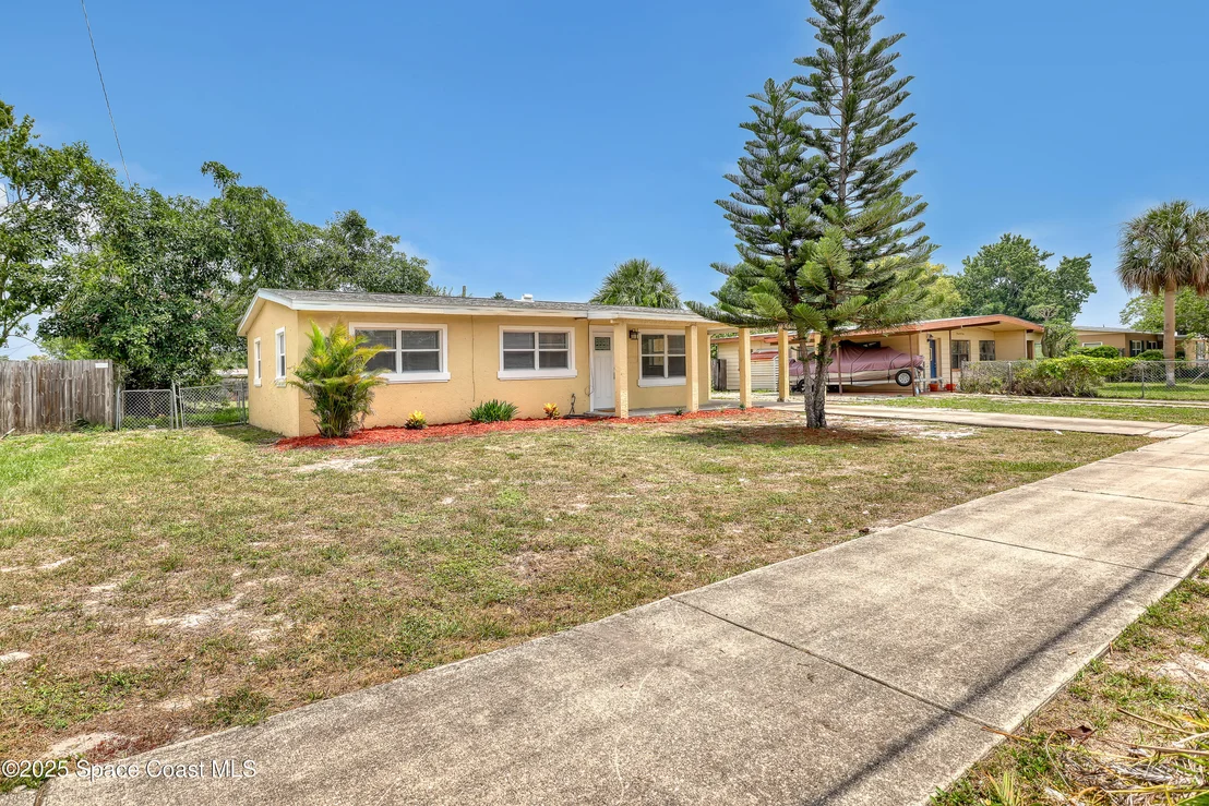 Photo of 2152 Post Road