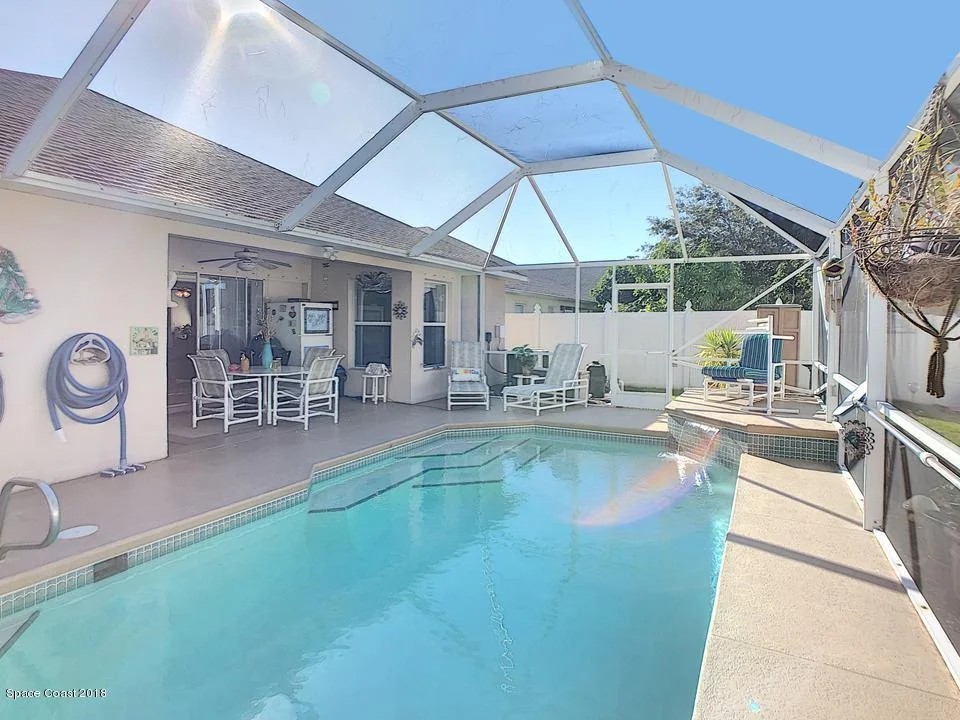 Photo of 2010 Stratford Pointe Drive