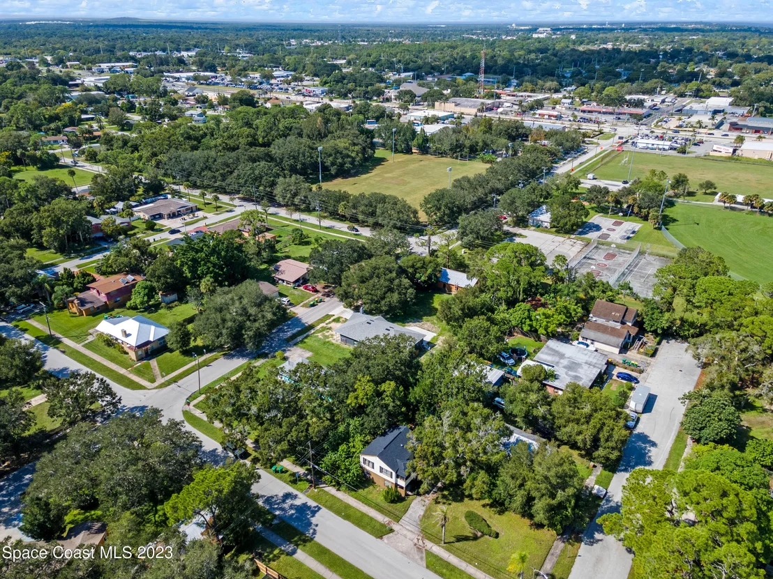 Photo of 1108 Holmes Street