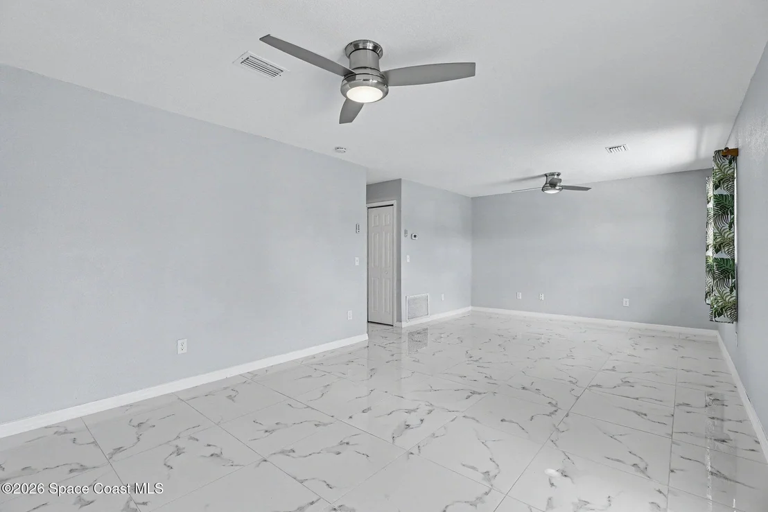 Photo of 3280 Ideal Avenue NE