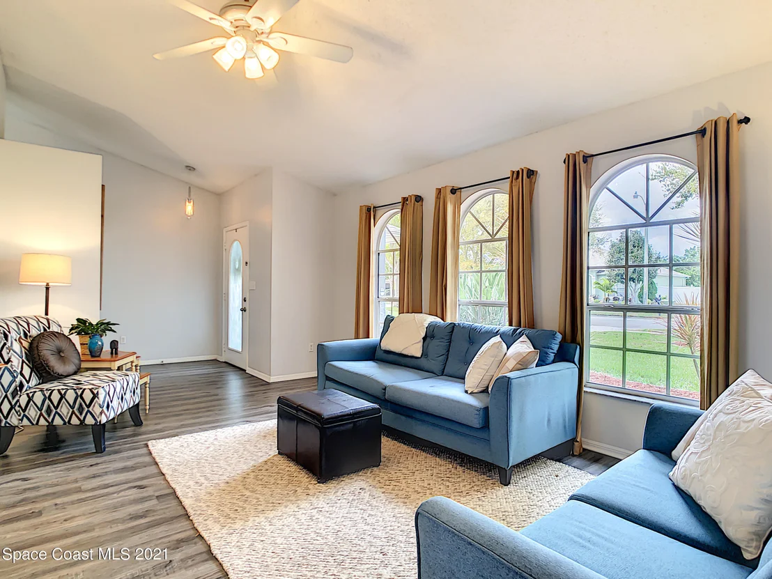 Photo of 3025 Pineda Crossing Drive