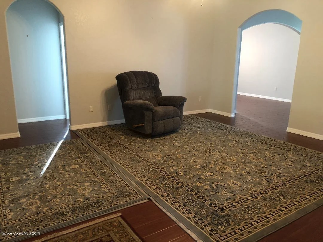 Photo of 1143 Spring Oak Drive