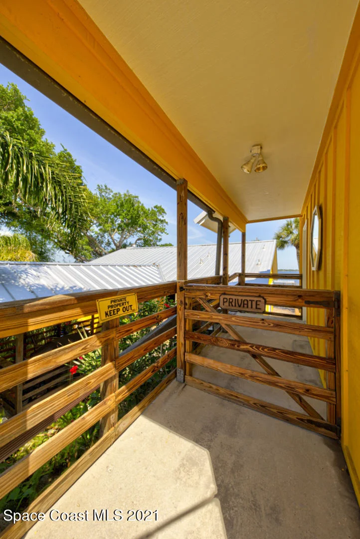 Photo of 2006 N Indian River Drive