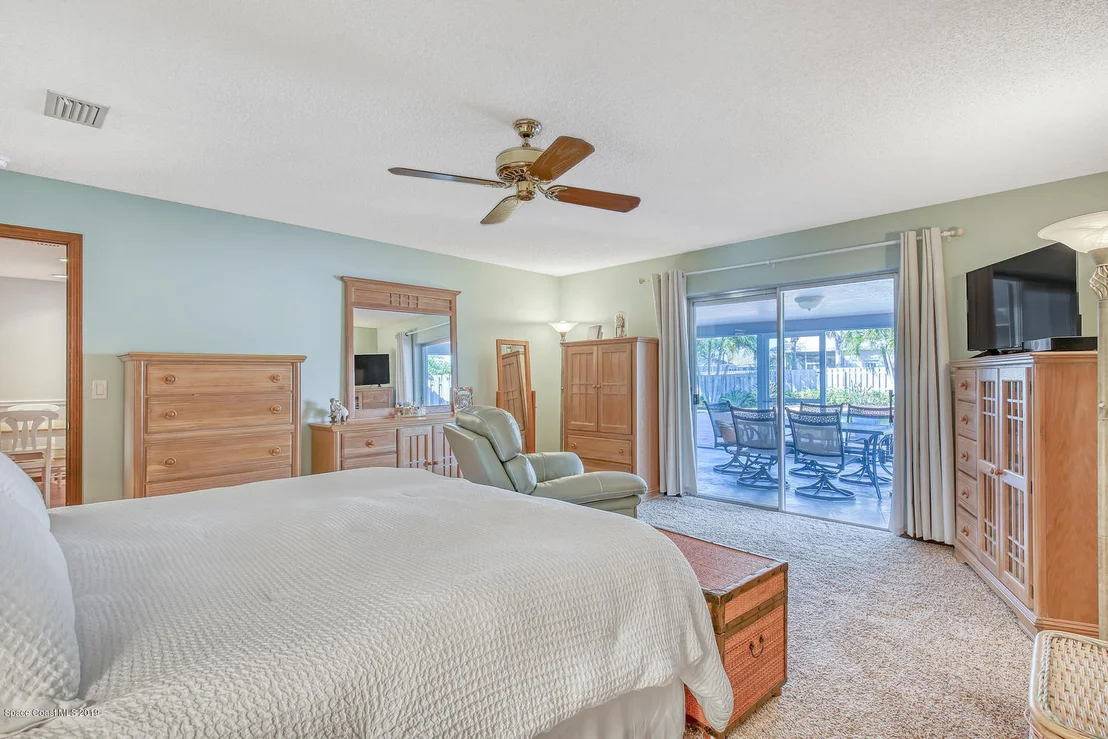 Photo of 480 Red Sail Way
