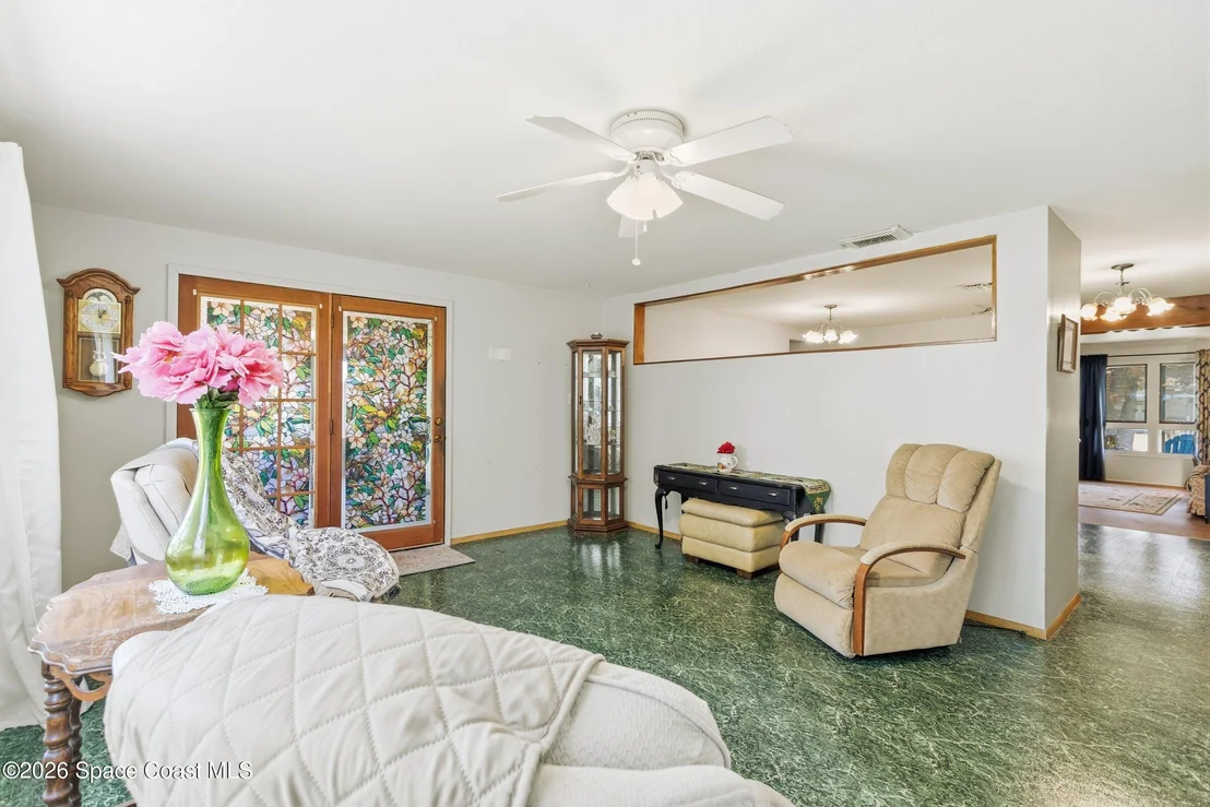 Photo of 1302 Sunwood Drive