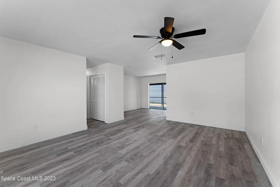 Photo of 750 Cobblestone Lane NE