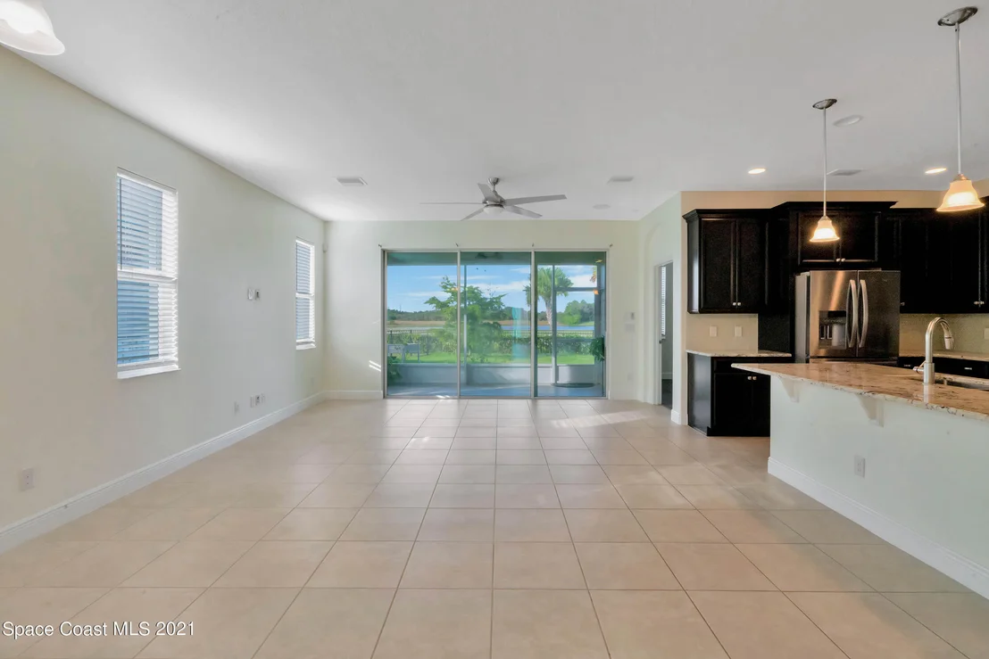 Photo of 7357 Bluemink Lane