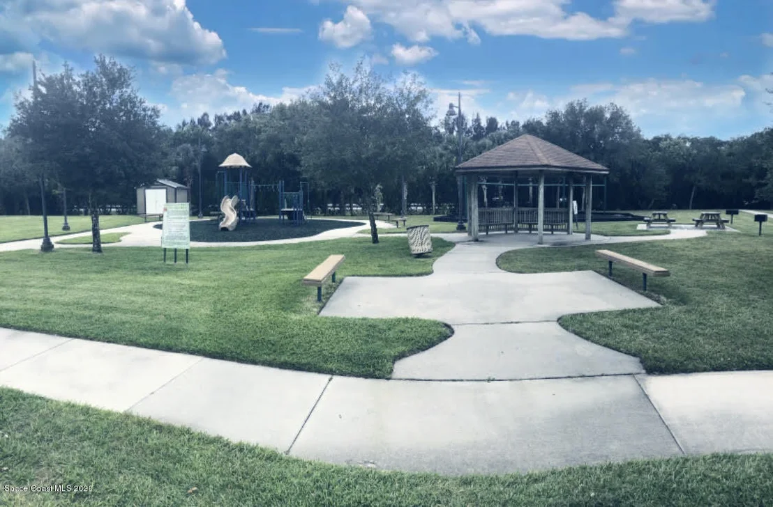 Photo of 475 Dryden Circle