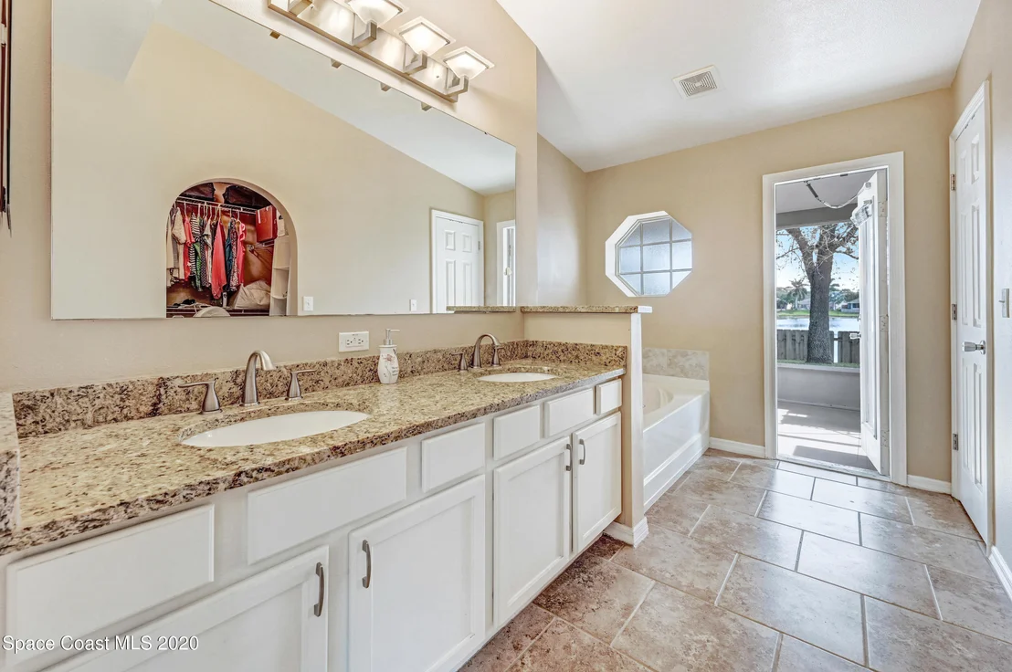 Photo of 1722 Sorento Circle