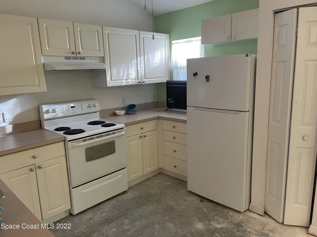 Photo of 6425 5th Place