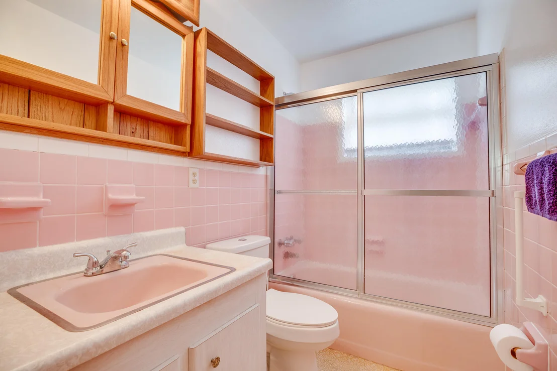 Photo of 1027 Green Road